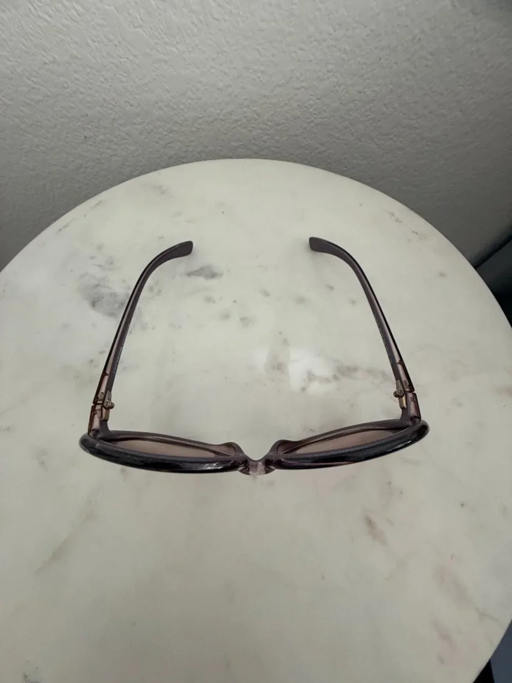 Authentic Tom Ford sunglasses, oversized round frame